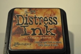 Distress ink-Vintage photo
